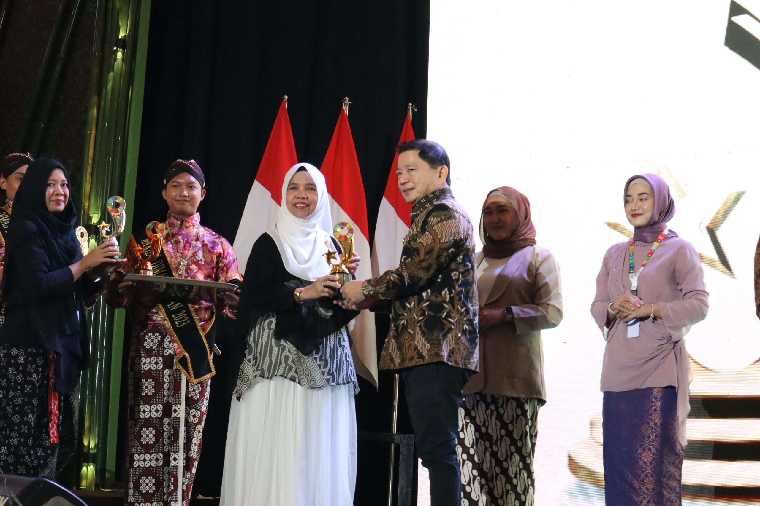 BMT BERINGHARJO, SATU-SATUNYA KOPERASI PENERIMA SDGs AWARD 2023