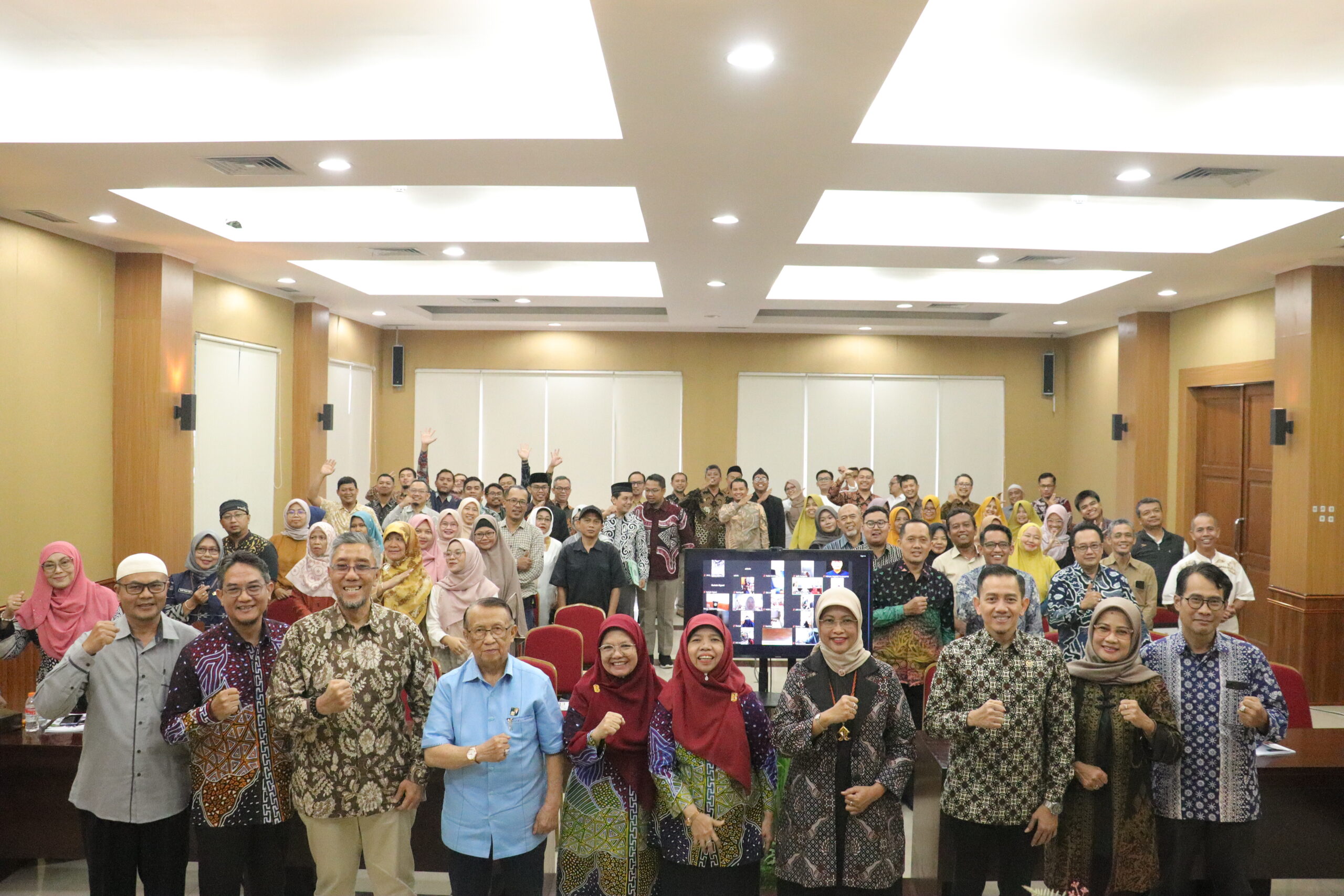 ANGGOTA SAHKAN LPJ PENGURUS & PENGAWAS DALAM RAT HYBRID TB 2024