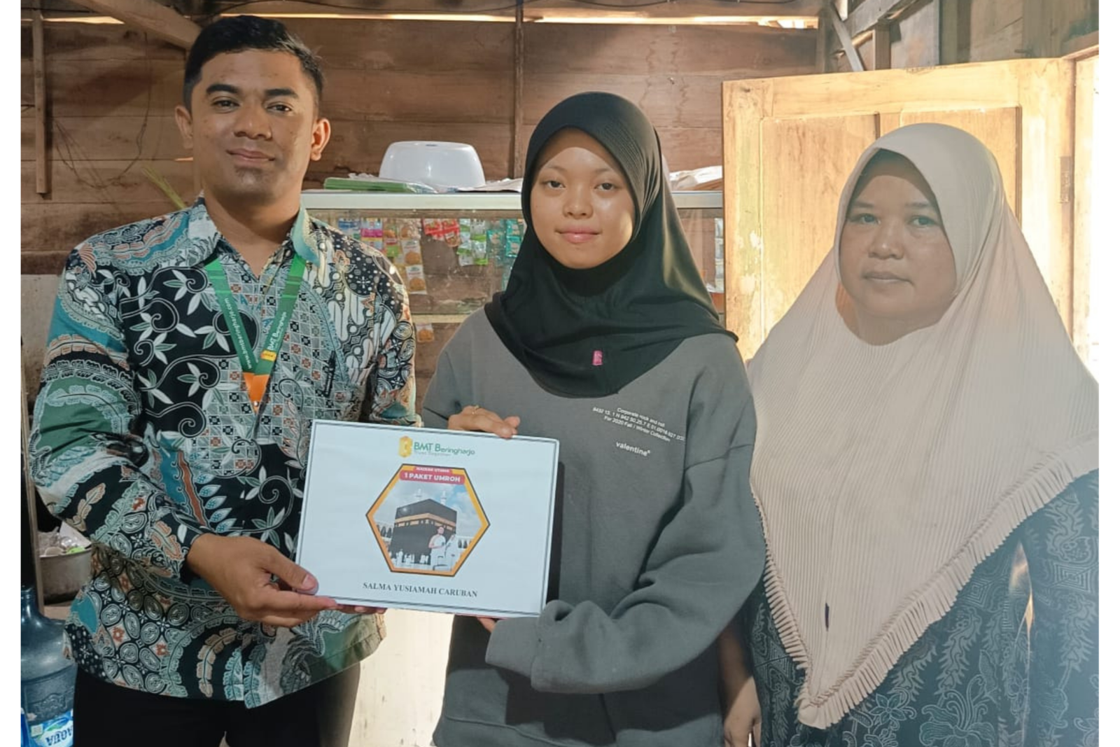 Tulang Punggung Keluarga Ini Diganjar Alloh dengan Umroh.