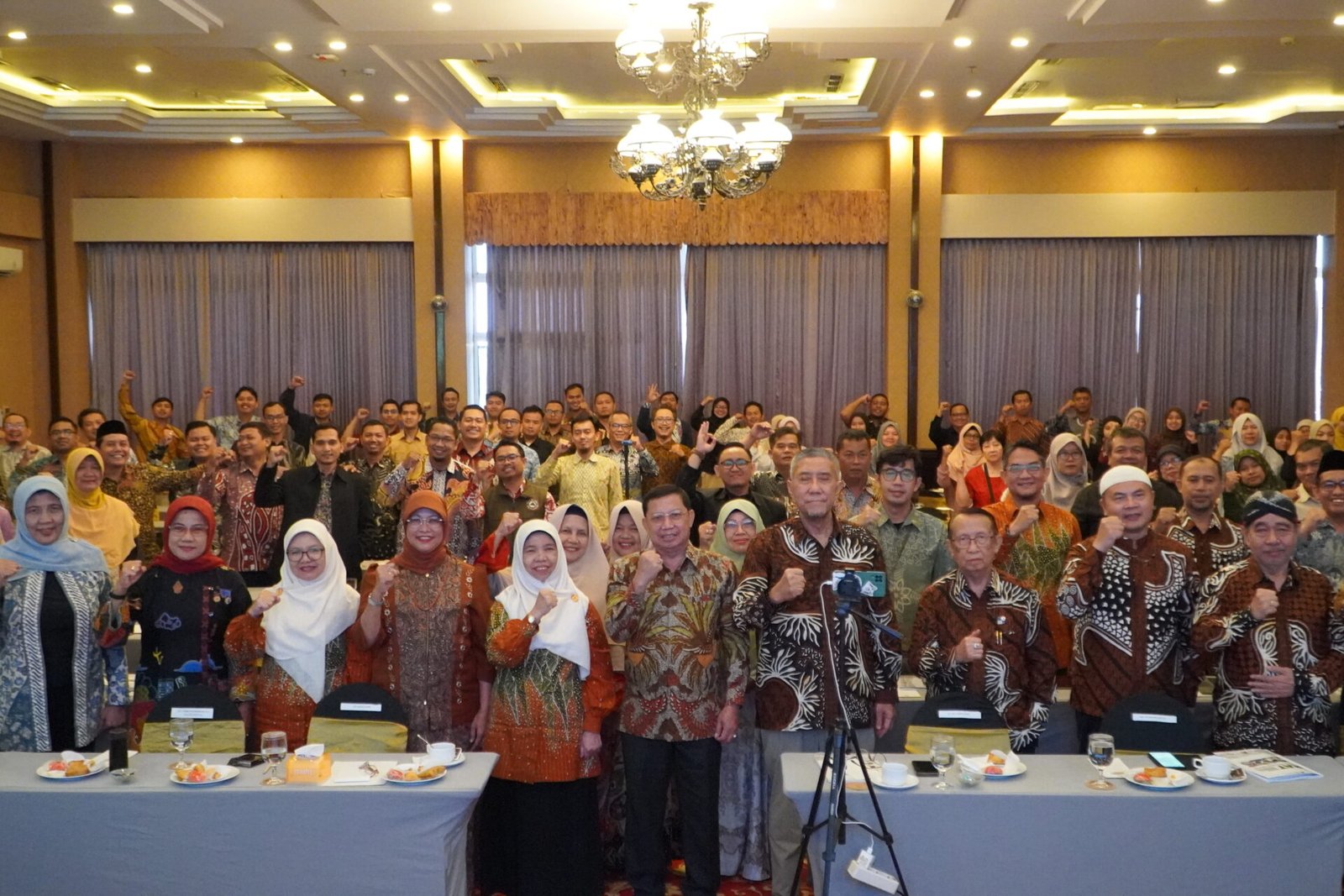 MURSIDA RAMBE KEMBALI DIPERCAYA MENAKHODAI BMT BERINGHARJO DALAM RAT TAHUN BUKU 2025