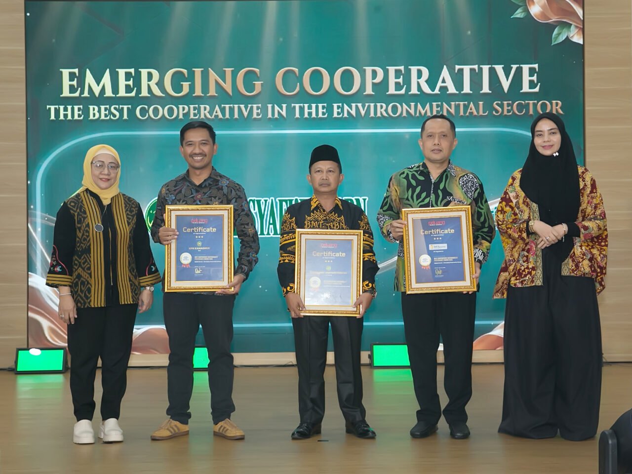 Transformasi Digital Berbuah Prestasi, BMT Beringharjo Sabet Penghargaan Bergengsi dari Majalah Peluang